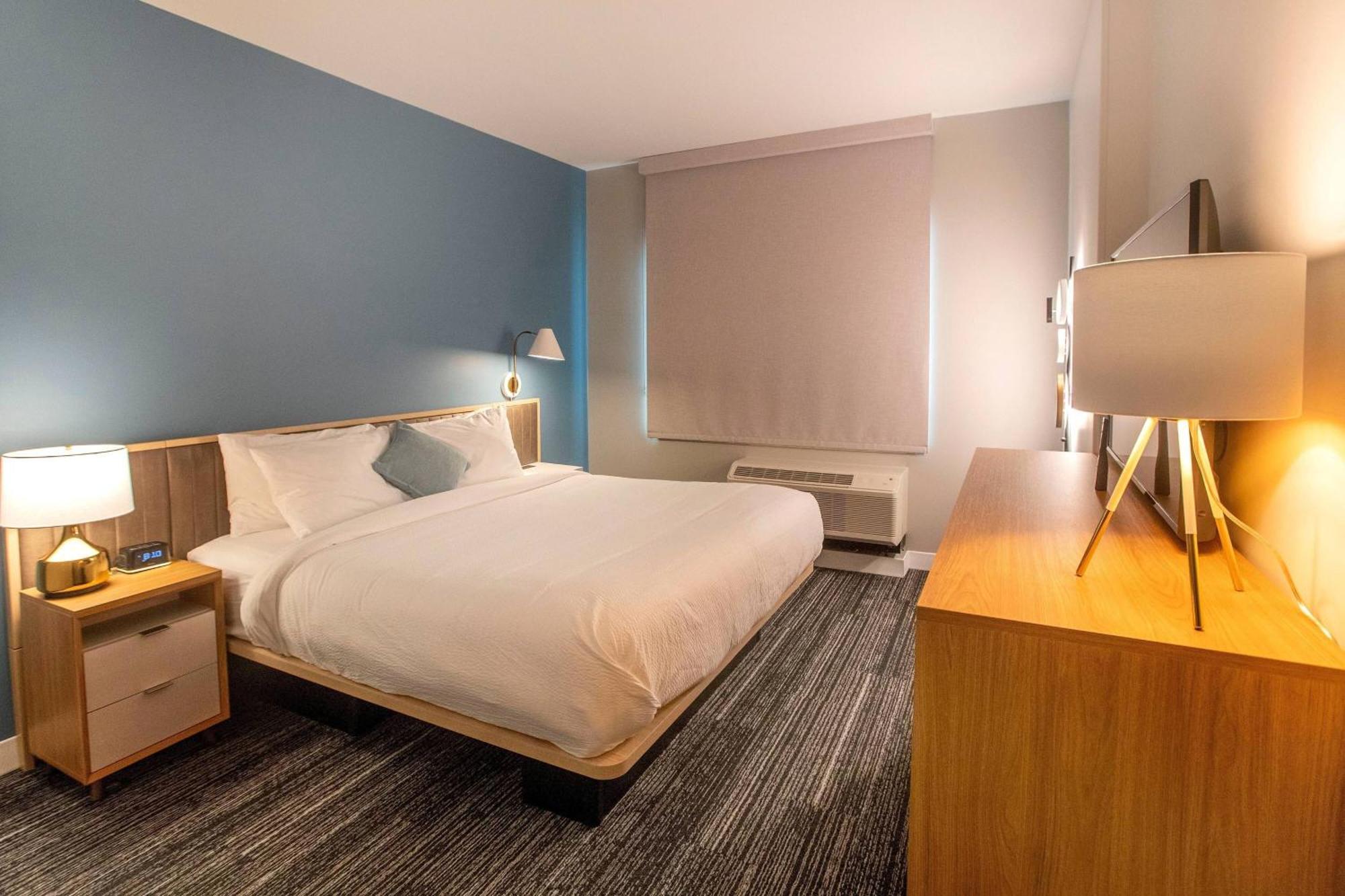 Towneplace Suites By Marriott Conroe Buitenkant foto